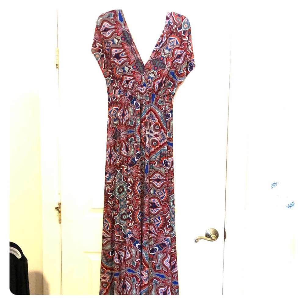 Maxi dress with cap sleeves